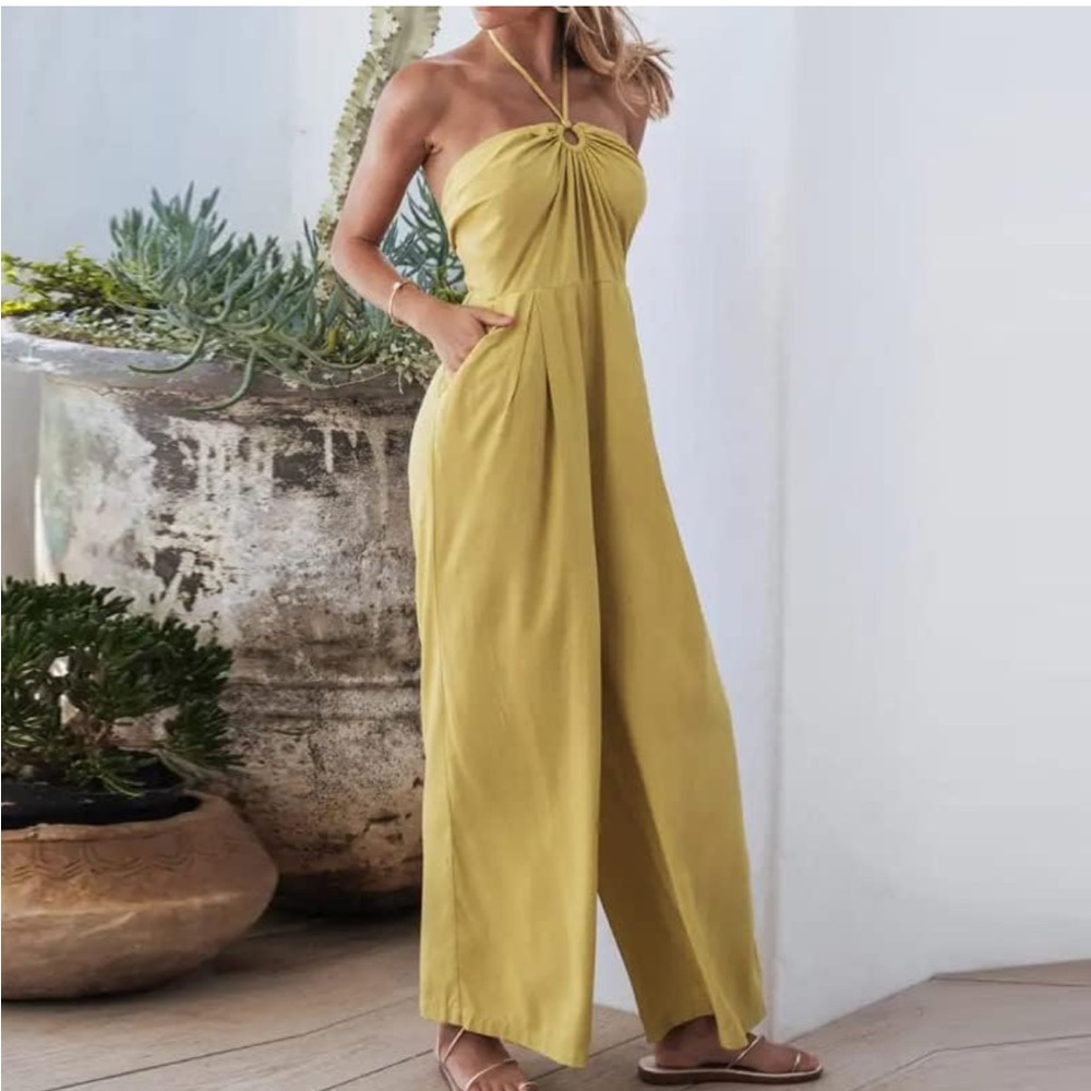 CUPSHE halter jumpsuit with pockets‎ color, yellow size large